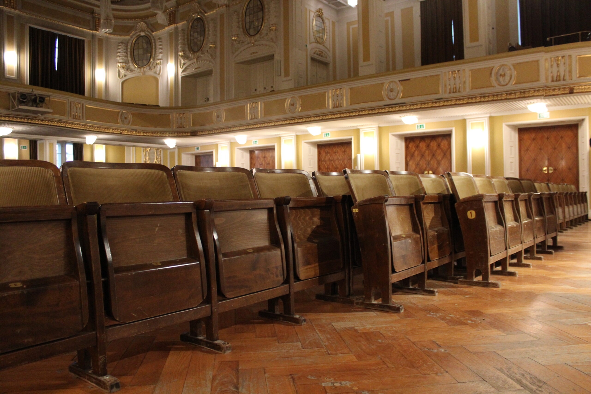 Sessel im Großen Saal